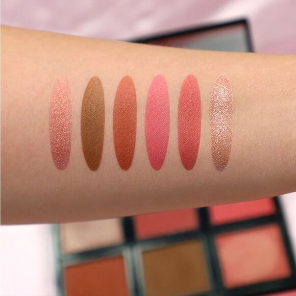 Rude Cosmetics Coutageous Blush Palette - Picture 3 of 8